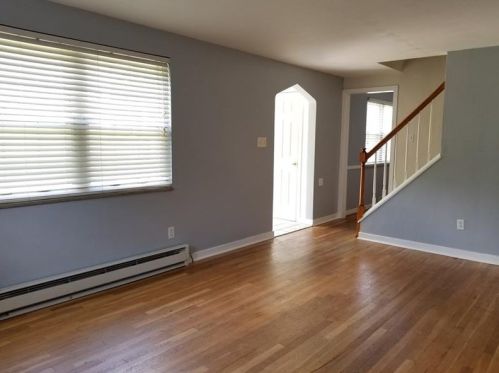 107 Jackson St, Glenshaw PA  15116-1417 exterior