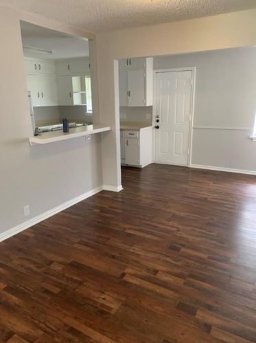 1018 Abrams Rd, Richardson TX  75081-5502 exterior