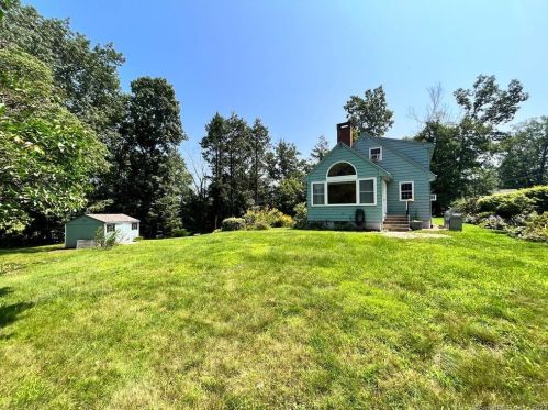 78 Birdseye Rd, Farmington, CT 06032-2428