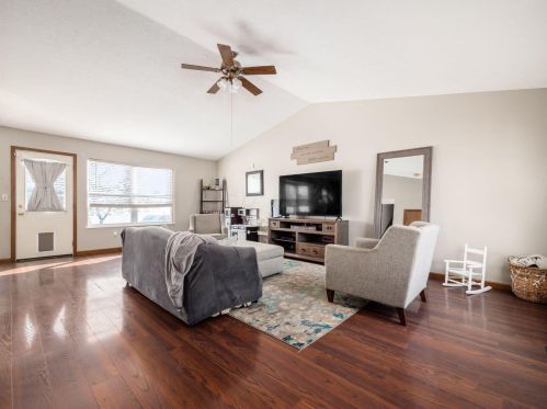 252 Springwood Ln, Marysville, OH 43040-8727