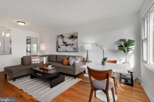 5876 Eastern Ave, Washington, DC 20011-2721