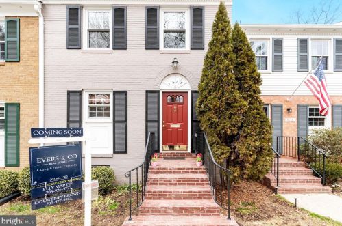 7678 Tiverton Dr, Springfield, VA 22152-2018