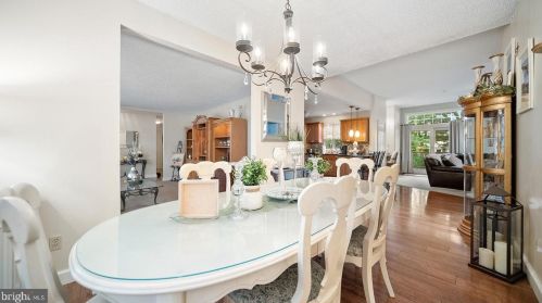 26 Pintinalli Dr, Trenton NJ  08619-1538 exterior