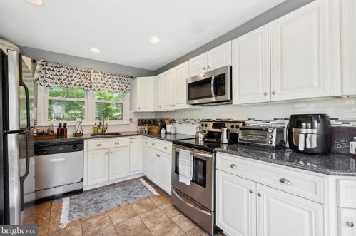 838 Concord Rd, Glen Mills PA  19342-1338 exterior