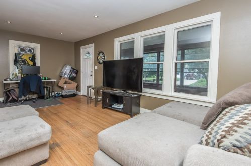 136 Wilson Ave, Waukesha, WI 53186-6243