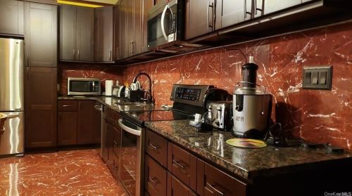 349 Cold Spring Rd, Monticello NY  12701-4201 exterior