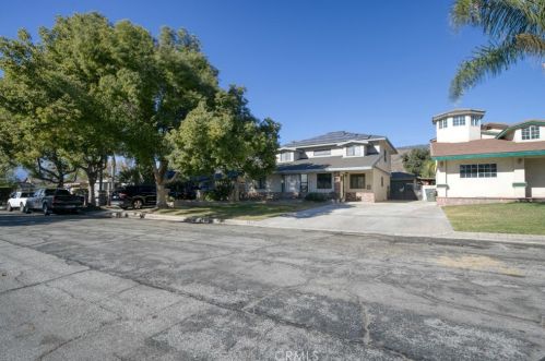 264 43rd St, San Bernardino, CA 92404-1256