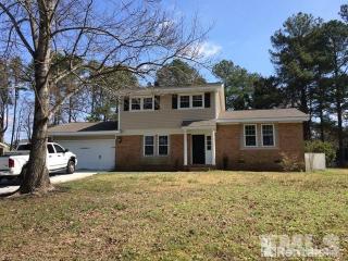 9004 Langwood Dr, Raleigh NC  27617-5200 exterior