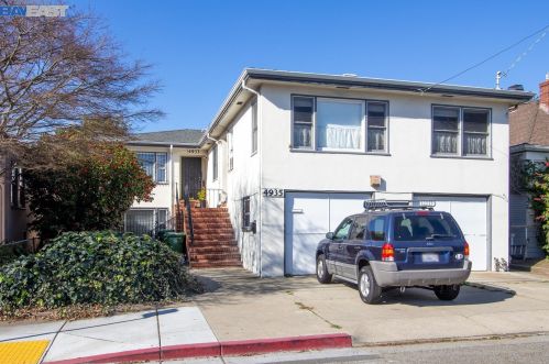 4933 Clarke St, Oakland, CA 94609-2109