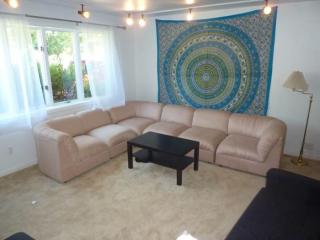 30 Farrell Ave, Trenton NJ  08618-2005 exterior