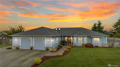 2243 Huntington Loop, Olympia, WA 98513-3491