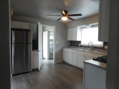 911 37, Milwaukee WI 53215-1418 exterior