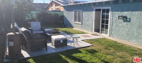 1522 Wadsworth Ave, Compton, CA 90220-3951