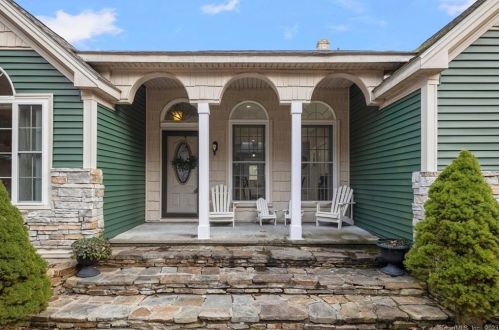 250 Snake Meadow Rd, Moosup, CT 06354-1923