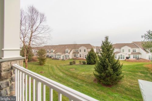 1207 Lilac Ct, Lansdale PA 19446-7613 exterior