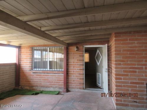 3815 Bellevue St, Tucson, AZ 85716-4011