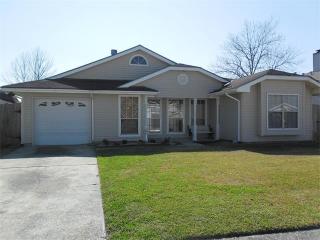 26 Imogene St, Westwego, LA 70094-2120