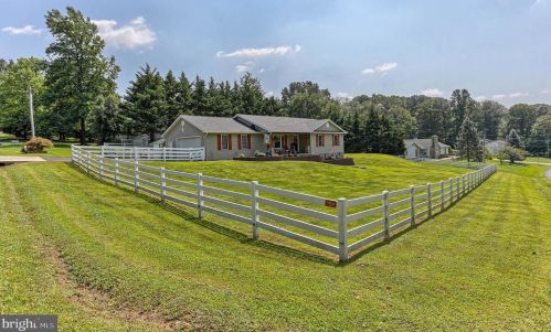 8 Lee Trl, Charnita, PA 17320-8018