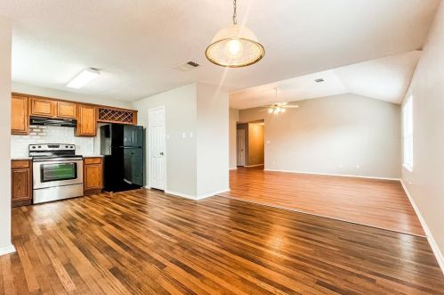 716 Grandview Ave, Seagoville TX  75159-1724 exterior