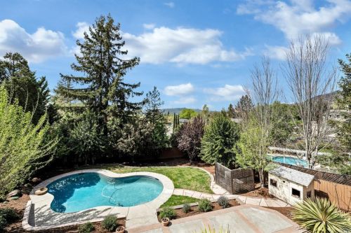 5743 Owls Nest Dr, Santa Rosa CA  95409-4350 exterior