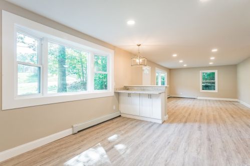 92 Bartlett Rd, Middle Island NY  11953-1811 exterior