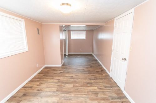 1525 Crawford Ave, Connellsville PA  15425-1622 exterior