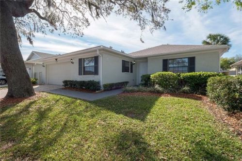 1708 Lake Marion Dr, Apopka, FL 32712-2618
