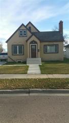 800 8th St, Minot, ND 58703-4872
