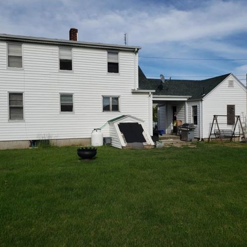 25 Potter St, Coventry, RI 02816-5943