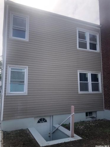 115-05 135th St, Jamaica, NY 11420-1029