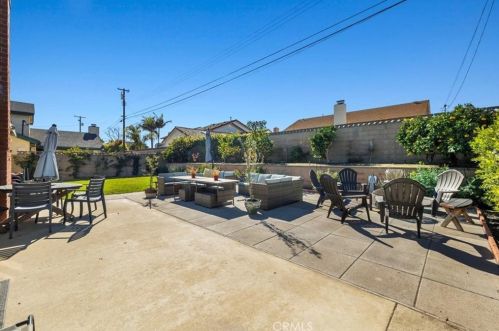 20607 Entradero Ave, Torrance CA  90503-2738 exterior