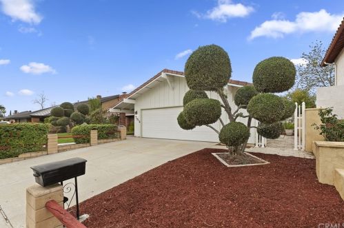 1275 San Cristobal Dr, Riverside, CA 92506-3624