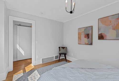 4532 Newhall St, Milwaukee WI 53211-1527 exterior