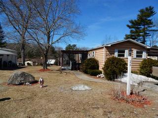 26 Sherwood Valley Ln, Coventry, RI 02816-6907