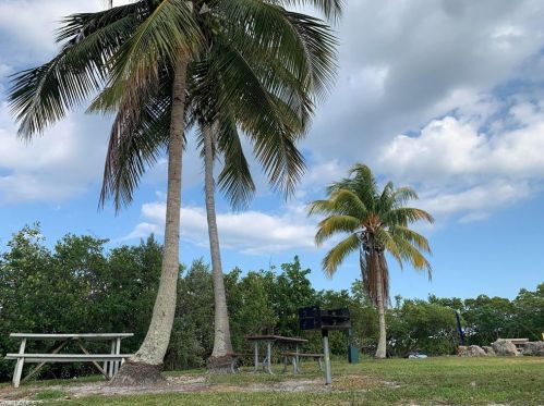 3711 Tangelo Dr, Saint James City FL  33956-2547 exterior