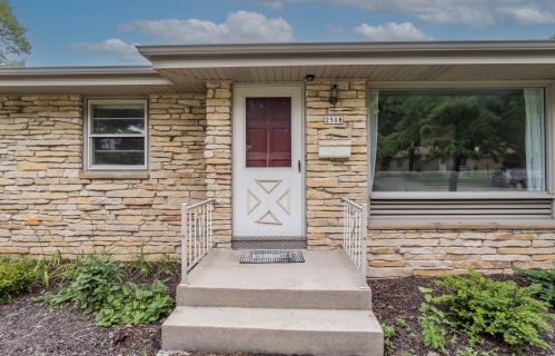 2508 91, Milwaukee WI 53225-3404 exterior