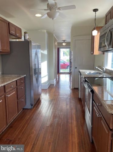 806 Lafayette Blvd, Fredericksburg VA  22401-5615 exterior
