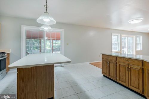 1704 Wheatland Ave, Lancaster PA  17603-4520 exterior