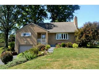 110 Scott Ridge Rd, Harmony, PA 16037-9735