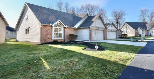 452 Woodside Pl, Bellefontaine OH  43311-1597 exterior