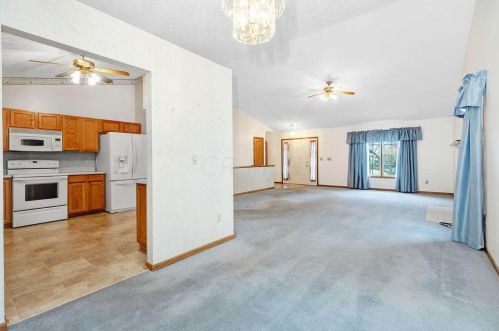 7991 Windsome Ct, Blacklick OH  43004-8104 exterior