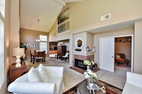 55 Wellesley, Irvine, CA 92612-2663