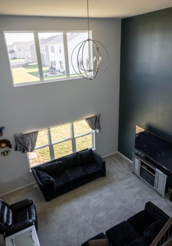 647 118th Ave, Crown Point IN  46307-8569 exterior