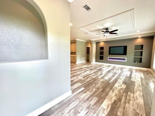 14505 Alice Rd, Tomball, TX 77377-6209