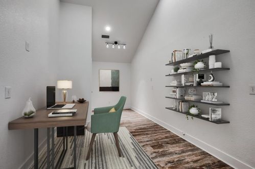 2728 Pinery Ln, Richardson TX  75080-1870 exterior