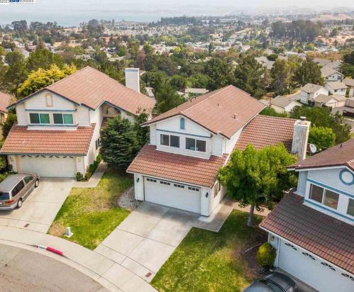 1408 Greenfield Cir, Pinole CA  94564-2136 exterior
