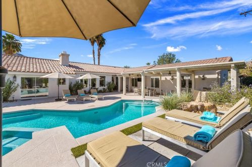 78720 Avenida La Fonda, La Quinta CA  92253-2805 exterior