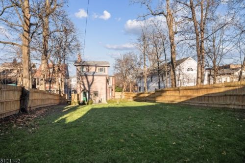 17 Hill St, Morristown NJ  07960-5328 exterior