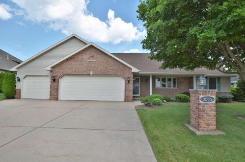 3065 Saybrook Cir, Green Bay, WI 54311-4976