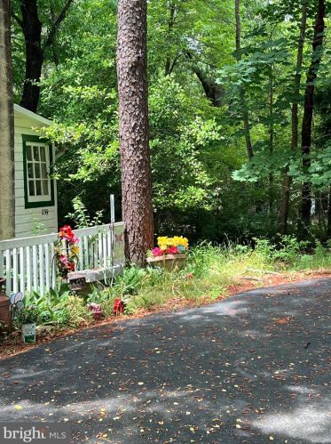 239 Ridge Rd, Browns Mills NJ  08015-4512 exterior